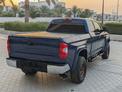 Toyota Tundra 4WD Truck SR5 2014 - American Specs - Excellent Condition-3