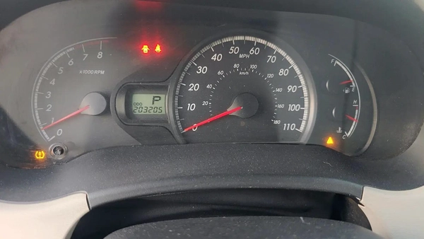 2011 Toyota Sienna SE - American Specs - Well Maintained