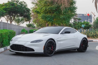 2022 Aston Martin Vantage Standard V8 | European Specs | Pristine Condition-1