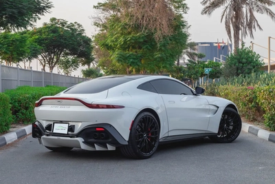 2022 Aston Martin Vantage Standard V8 | European Specs | Pristine Condition-4