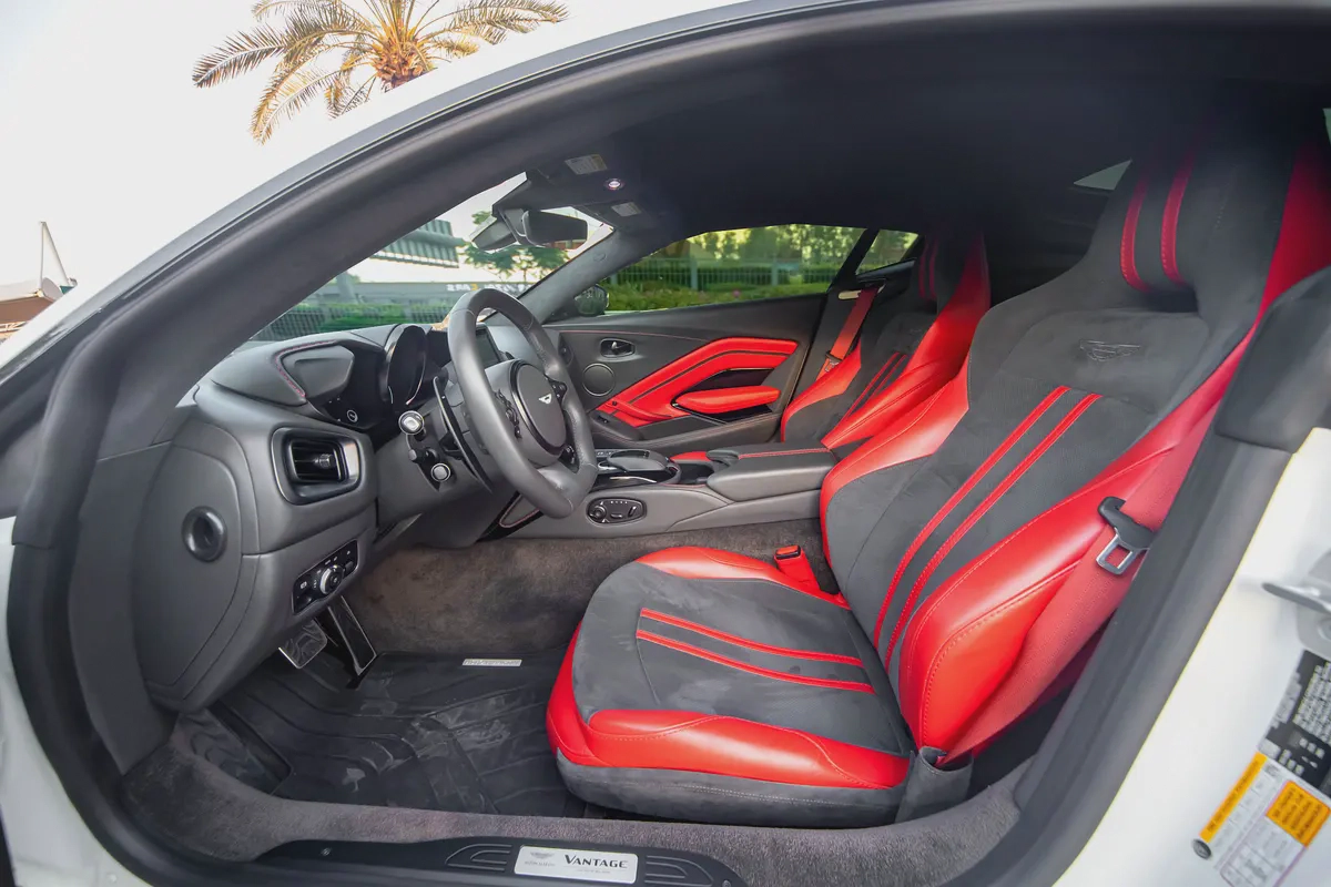 2022 Aston Martin Vantage Standard V8 | European Specs | Pristine Condition-9-9
