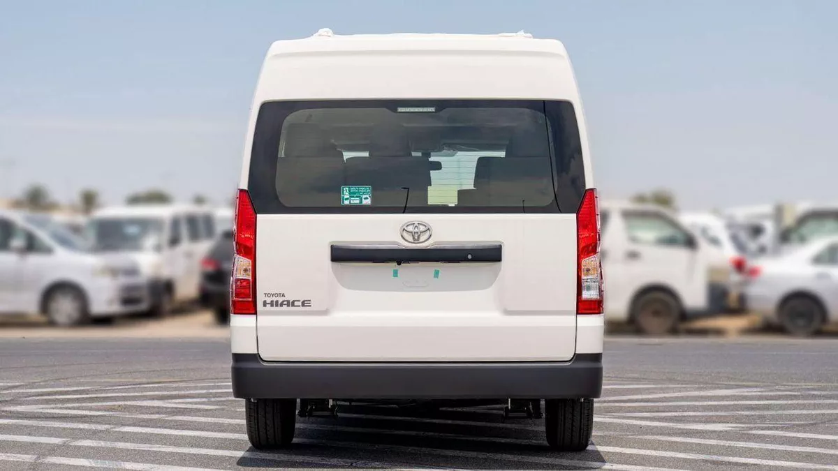 Toyota Hiace GL Commuter GL High Roof 3.5L-9-0
