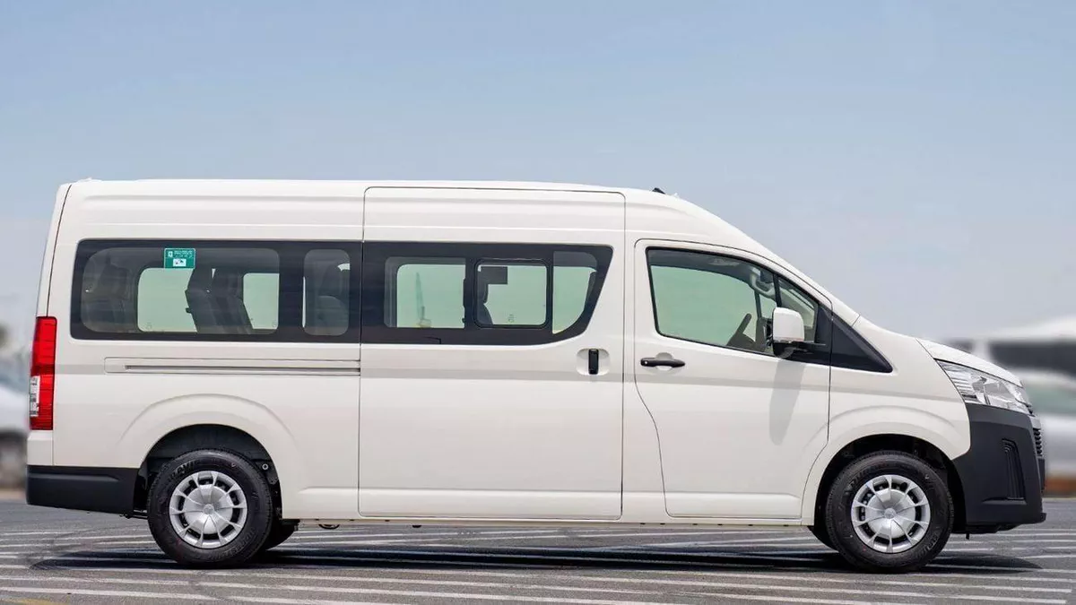 Toyota Hiace GL Commuter GL High Roof 3.5L-4-0
