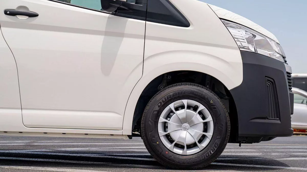 Toyota Hiace GL Commuter GL High Roof 3.5L-7-0