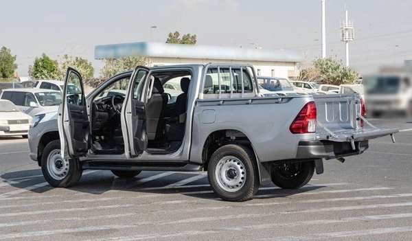 Toyota Hilux Toyota hilux 24L diesel basic option MY2024