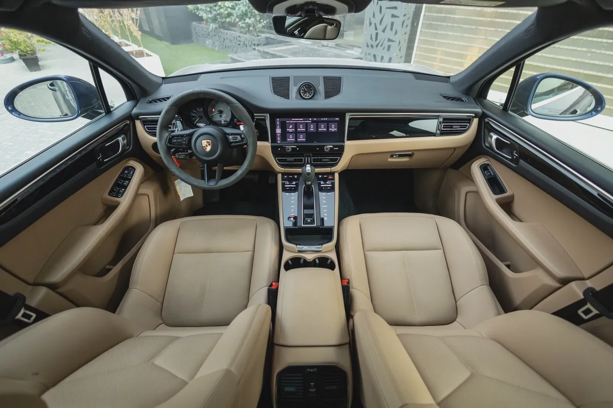Porsche Macan S 2024-6-6