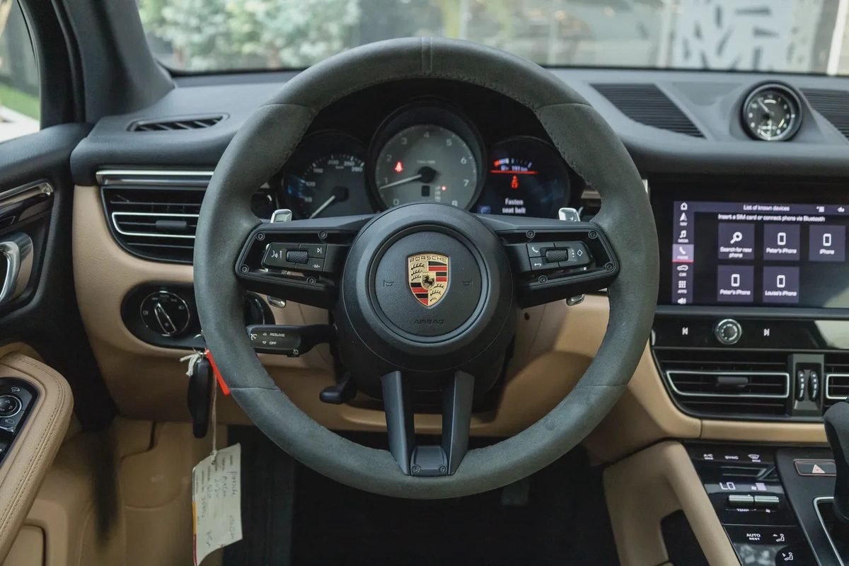 Porsche Macan S 2024-11-11
