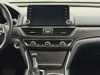Honda Accord, 2018  GCC specs, full option, in excellent condition,-12