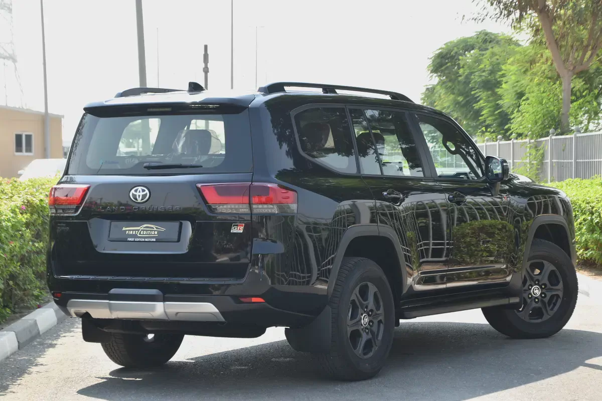2026 ll Land Cruiser GR Sport ll Gcc ll Al-Futtaim Warranty-3-3