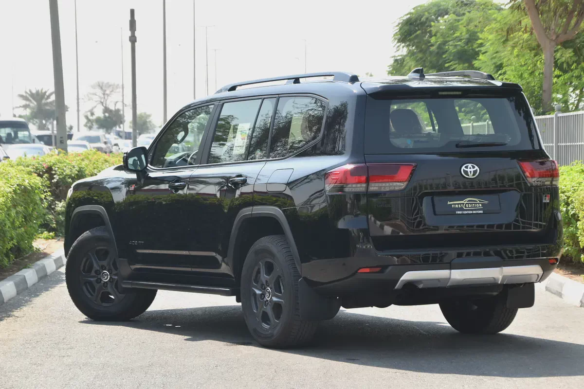 2026 ll Land Cruiser GR Sport ll Gcc ll Al-Futtaim Warranty-4-4