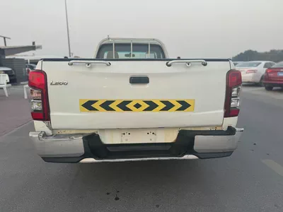 Mitsubishi L200 Single Cabin Pickup GCC | 2020 | 2.4L | Manual | 4x2  Reliable and practical Mitsubi-11