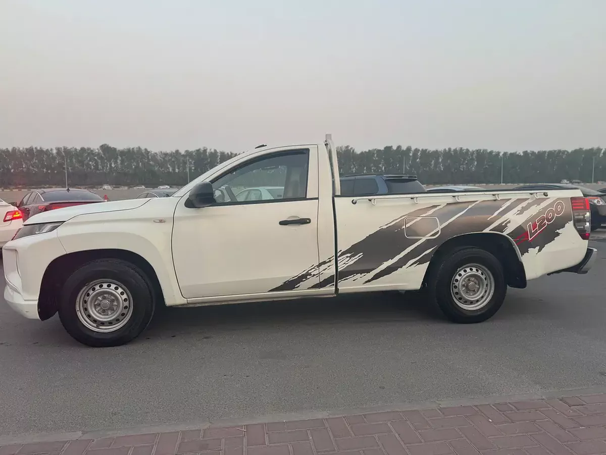 Mitsubishi L200 Single Cabin Pickup GCC | 2020 | 2.4L | Manual | 4x2  Reliable and practical Mitsubi