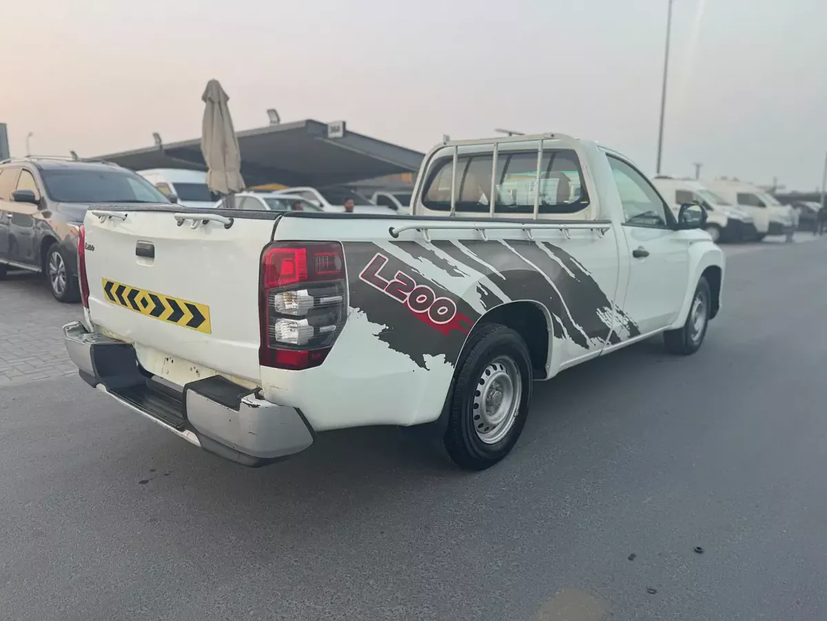Mitsubishi L200 Single Cabin Pickup GCC | 2020 | 2.4L | Manual | 4x2  Reliable and practical Mitsubi-5-5