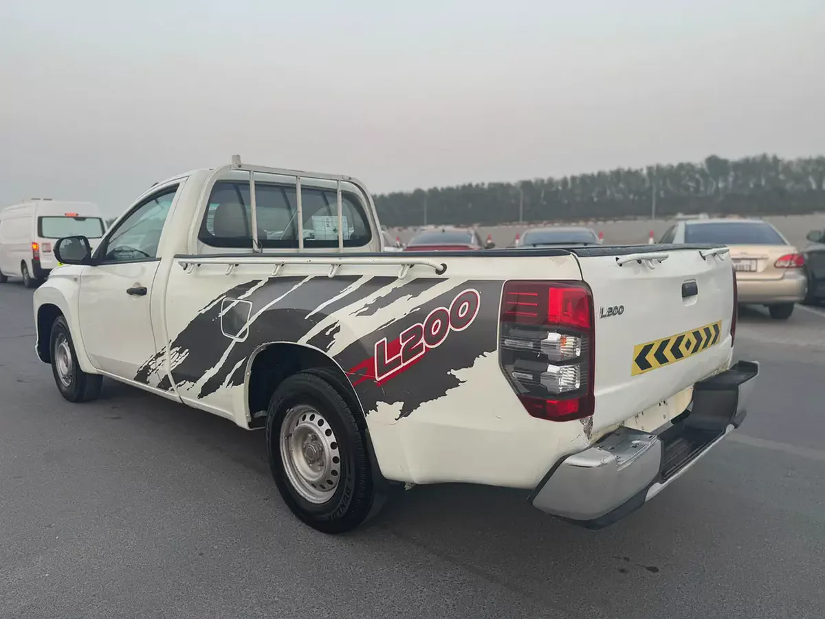 Mitsubishi L200 Single Cabin Pickup GCC | 2020 | 2.4L | Manual | 4x2  Reliable and practical Mitsubi-7-7