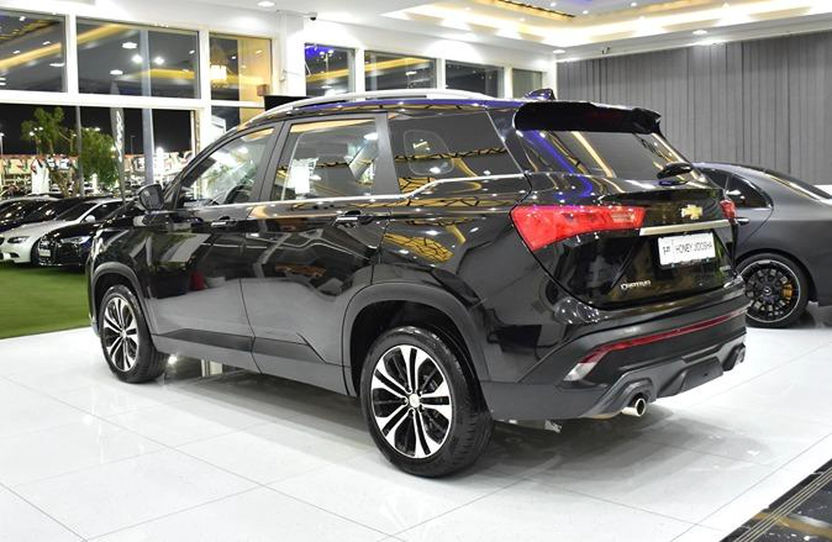 Chevrolet Captiva Premier ( 2023 Model ) in Black Color GCC Specs