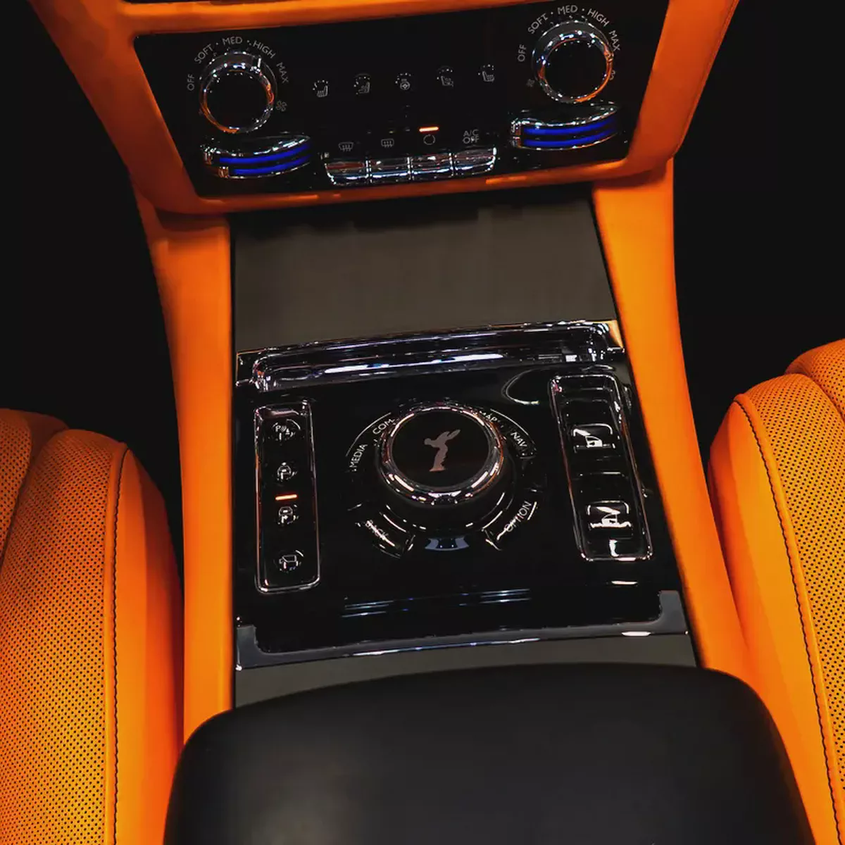 AED 14,565 P.M • 0% Downpayment • Rolls-Royce Ghost  • 1 Year Warranty-13-13