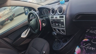 Ford Figo GCC | 2015 | Well Maintained | Reliable Daily Car • Model: 2015 • Mileage: 145959 KMS • Sp-10
