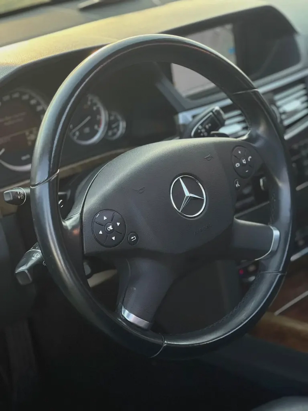 MERCEDES E300 2010 NO ACCIDENT KOREAN SPECS-7-7