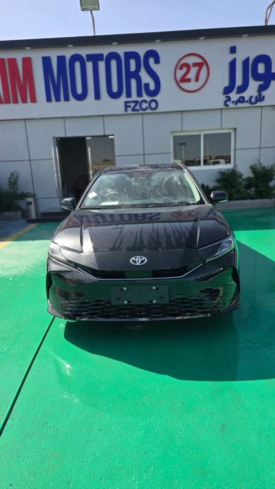 Toyota Camry 2026 – Sophisticated Design, Hybrid Power-6