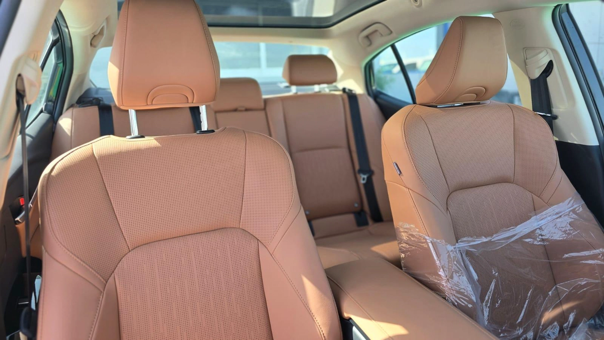 Toyota Camry 2026 – Sophisticated Design, Hybrid Power-3-3