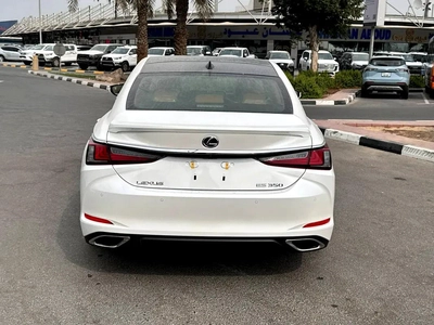 2025 LEXUS ES350 3.5L PANAROMIC ELITE GCC BRAND NEW 0KM-6