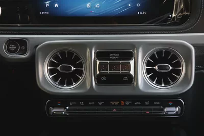 2026 MERCEDES BENZ G63 - FULLY LOADED - BRAND NEW-15