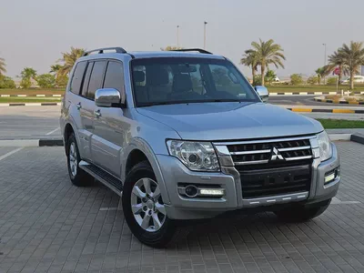 Pajero 2019 GCC Full Option Top With Sunroof and Navigation GLS TOP Line Premium Car With Low KM-0