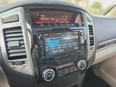 Pajero 2019 GCC Full Option Top With Sunroof and Navigation GLS TOP Line Premium Car With Low KM-13