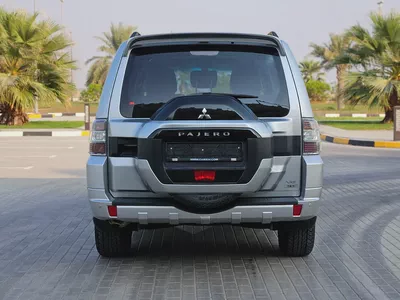Pajero 2019 GCC Full Option Top With Sunroof and Navigation GLS TOP Line Premium Car With Low KM-19
