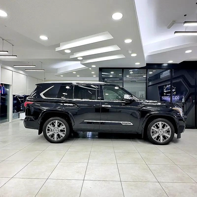2024 Toyota Sequoia Capstone hybrid-17