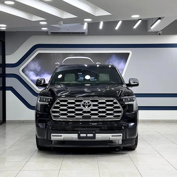 2024 Toyota Sequoia Capstone hybrid