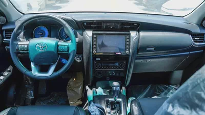 2026 Toyota Fortuner SR5 V6 4.0L GCC Specs-12
