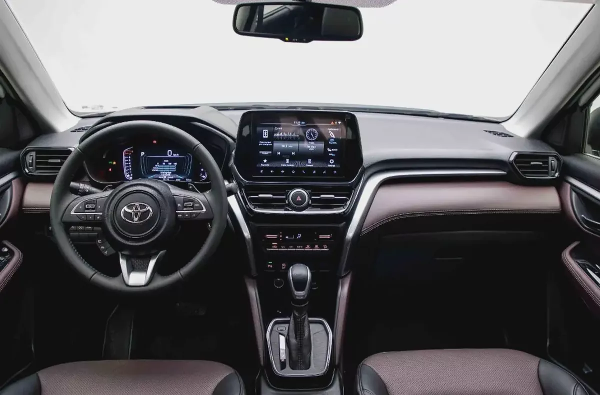 Toyota Urban Cruiser GLX 2026 European Specs-10-10