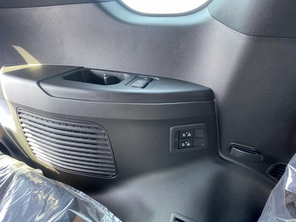 LEXUS LX700 HYBRID ( FULL OPTION WITH AUTO PARK ) 2025 GCC
