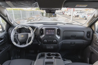 CHEVROLET SILVERADO | V8 | 5.3L | 4WD | GCC | 2025  (Export)-13