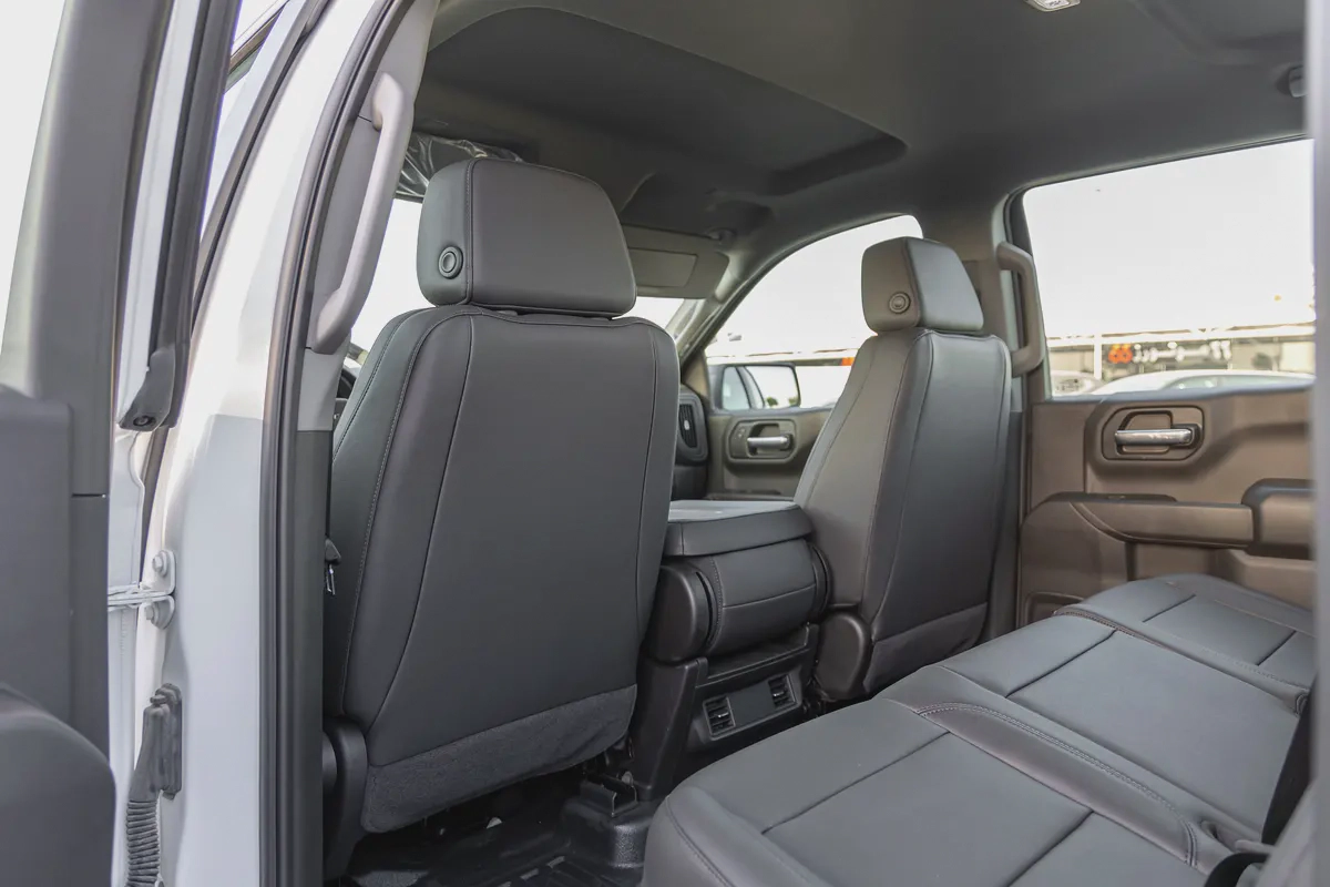 CHEVROLET SILVERADO | V8 | 5.3L | 4WD | GCC | 2025  (Export)-12-12