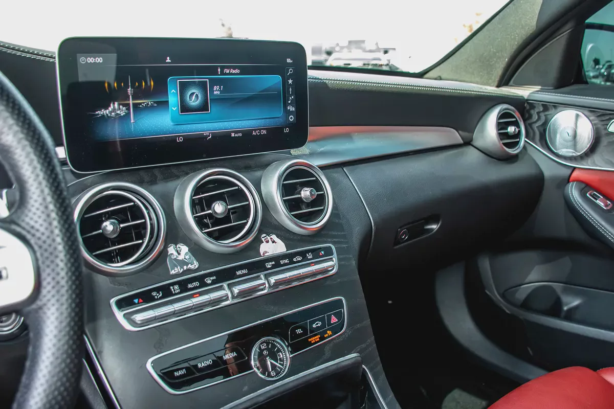 Mercedes-Benz C-Class C43 AMG 2019 Japanese Specs-13-13