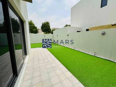 Spacious 3-Bedroom Corner Unit for Rent in Nasma Residence 110k-11