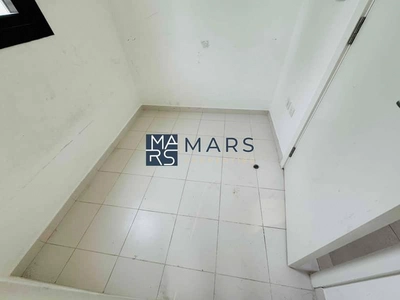 Spacious 3-Bedroom Corner Unit for Rent in Nasma Residence 110k-7