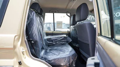 Toyota Land Cruiser 70 HT VXR LC76 LX-10