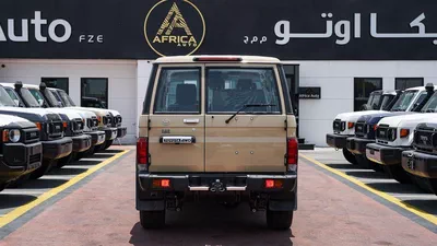 Toyota Land Cruiser 70 HT VXR LC76 LX-13