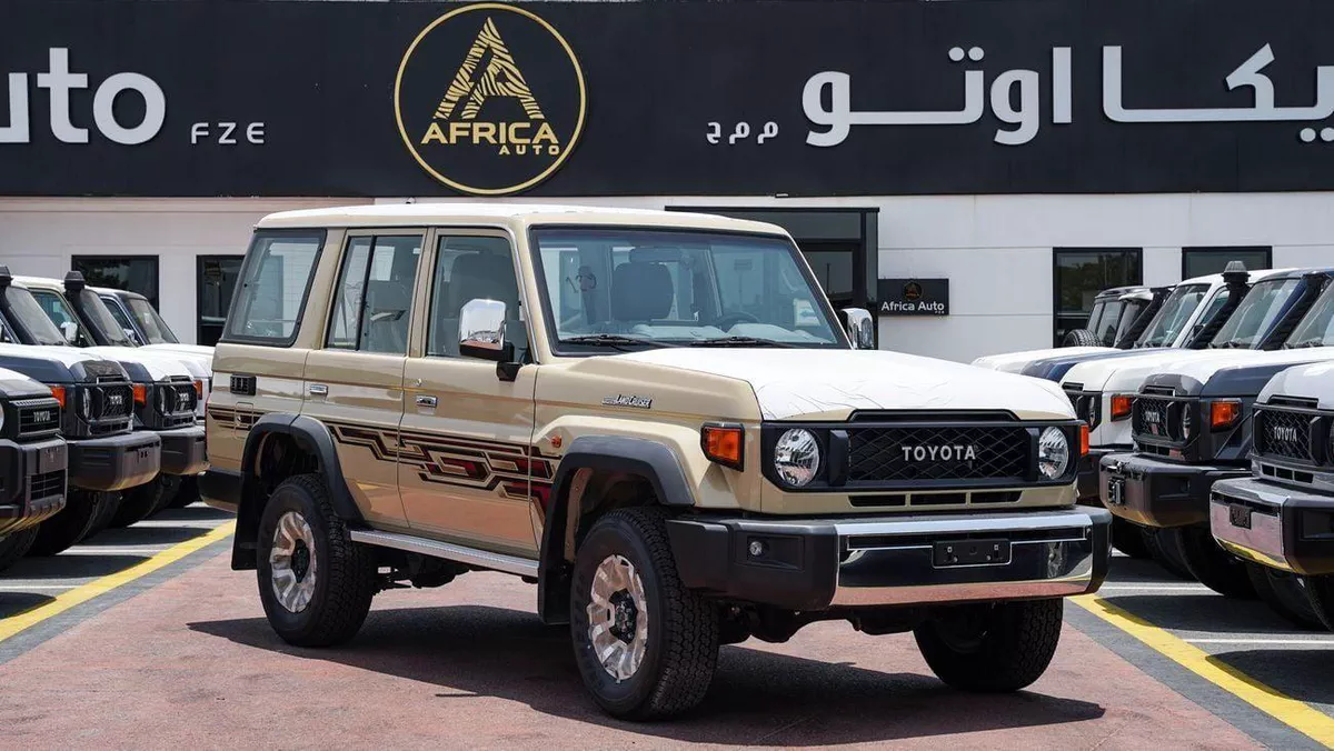 Toyota Land Cruiser 70 HT VXR LC76 LX