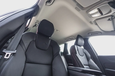 Volvo XC60 2024-18