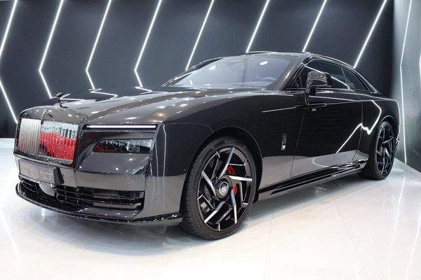 Rolls-Royce Spectre Black Badge