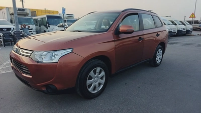 Mitsubishi Outlander GLX 2014 | GCC Specs | Well Maintained-0
