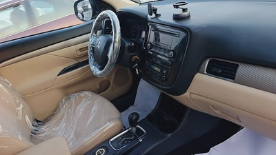 Mitsubishi Outlander GLX 2014 | GCC Specs | Well Maintained-10