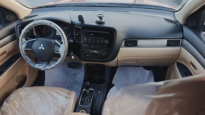 Mitsubishi Outlander GLX 2014 | GCC Specs | Well Maintained-17
