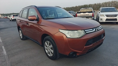 Mitsubishi Outlander GLX 2014 | GCC Specs | Well Maintained-1