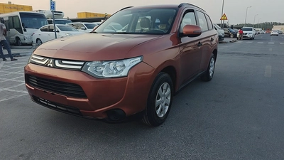 Mitsubishi Outlander GLX 2014 | GCC Specs | Well Maintained-2