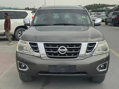 Nissan patrol 2015 Gary color fullopshin GCC calen cR-0